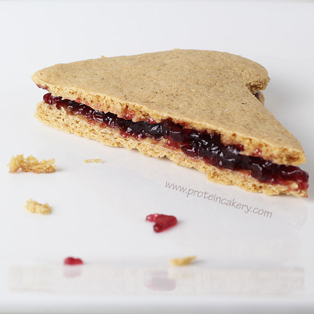 peanut-butter-and-jelly-protein-cookie-sandwich-gluten-free