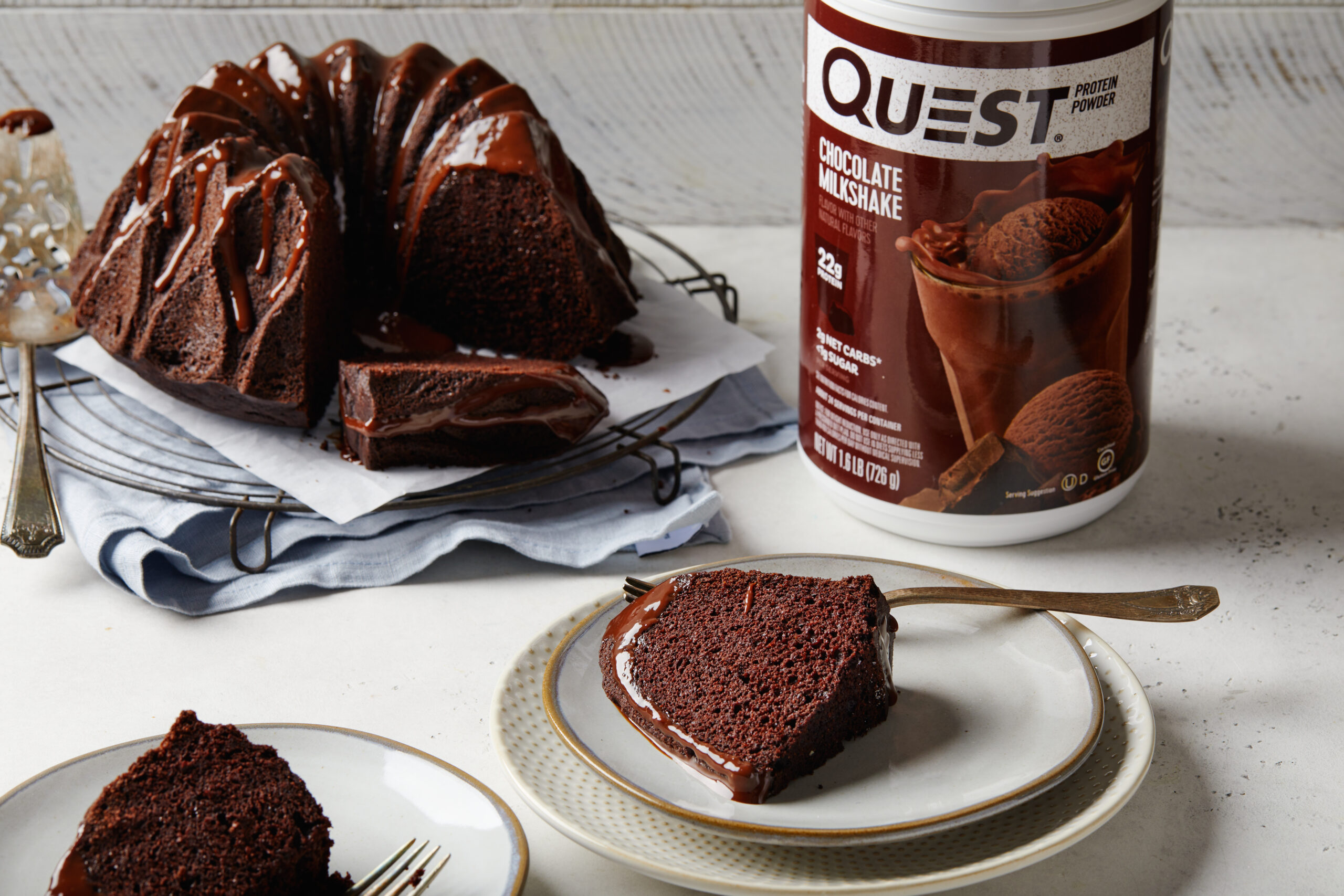 Quest November Recipe Images, W4 Double Chocolate Protein Bundt Cake